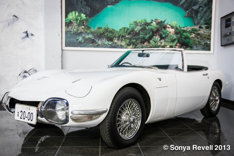 dezer-collection-by-sonya-revell-forbes-james-bond-cars